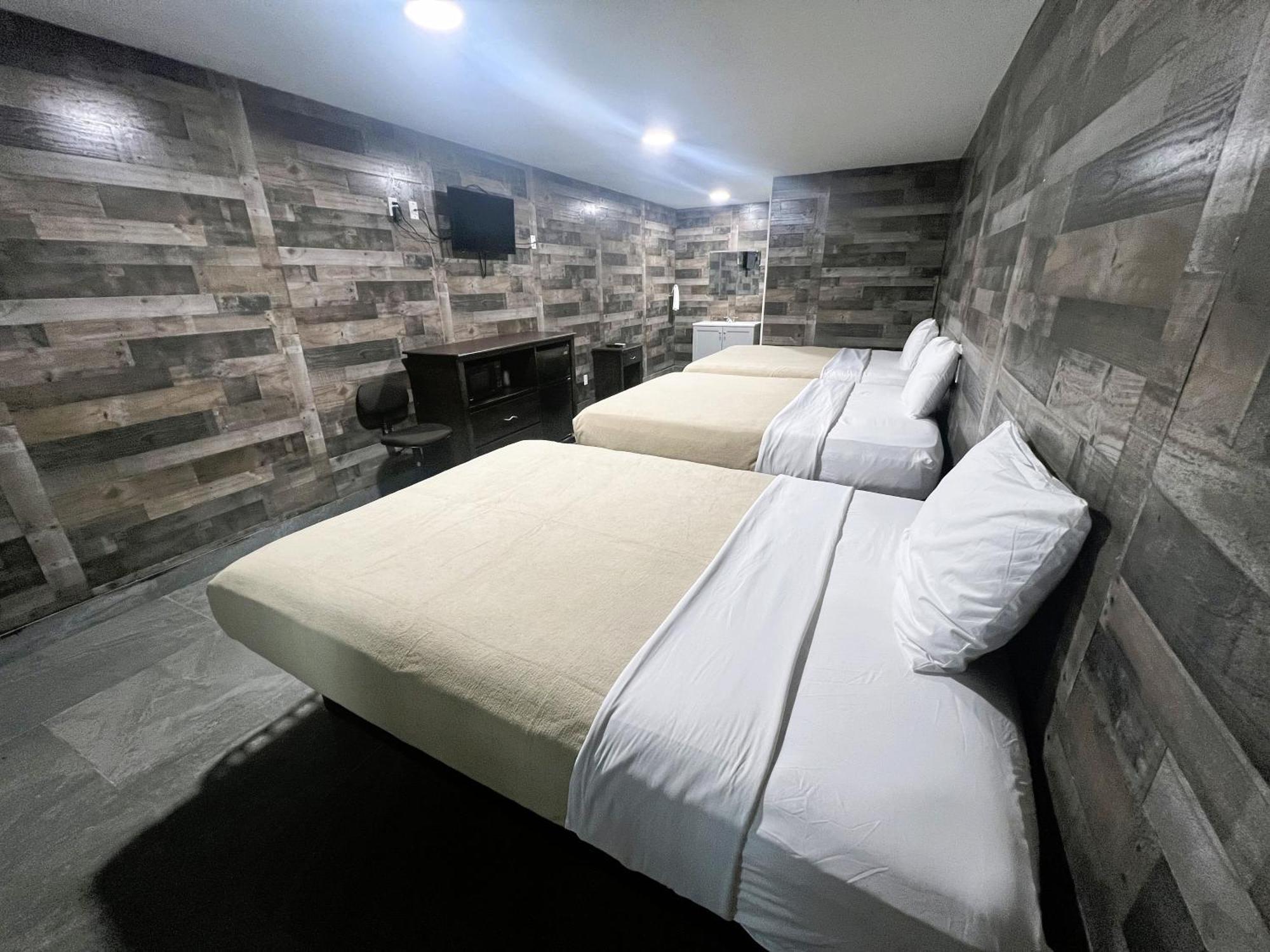 Beverly Motel Mobile Bagian luar foto